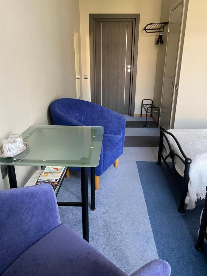 Hotel Kert Free Parking Riga Ngoại thất bức ảnh