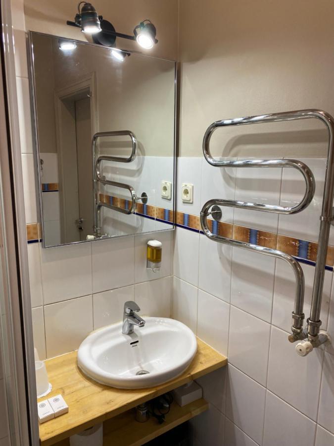 Hotel Kert Free Parking Riga Ngoại thất bức ảnh